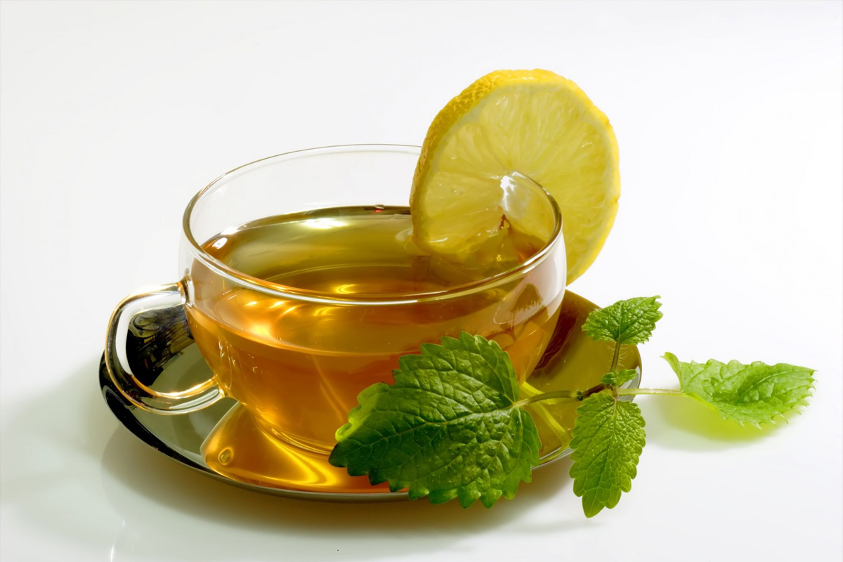 Tisane de menthe ou thé vert | Manger Méditerranéen