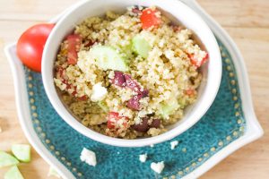 Salade grecque de quinoa