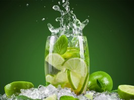 Les 7 bienfaits de l'eau citronnée