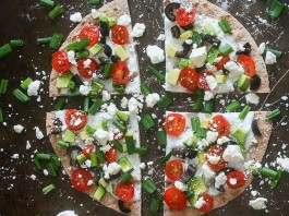 Pizza grecque aux légumes