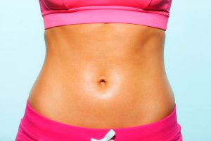 6 exercices bien meilleurs que le corset minceur pour aplatir votre ventre !