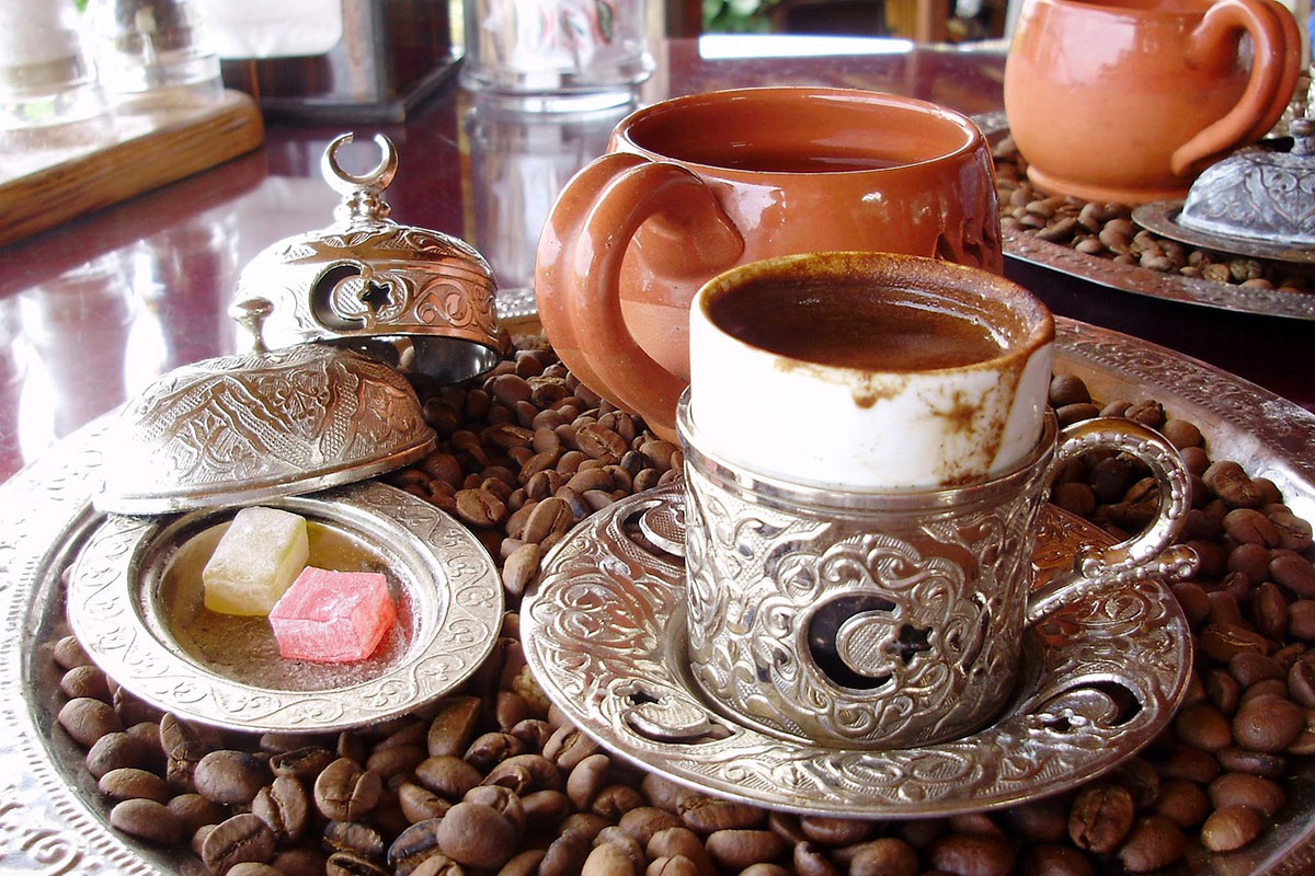 5 raisons d'essayer le café turc (et comment le faire)